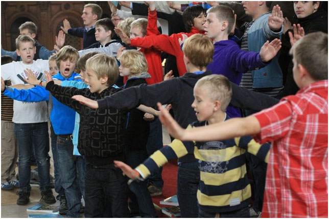 skt_clemens_drengekor_alsace_2010_genreralproeve_i_notre_dame_de_la_nativite_de_saverne